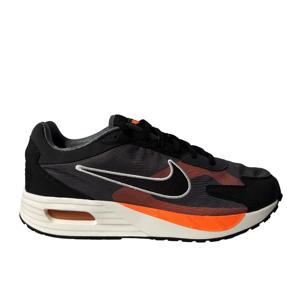 Nike Air Max Solo SE “Total Orange” Mens SZ 11.5. FJ2594-001